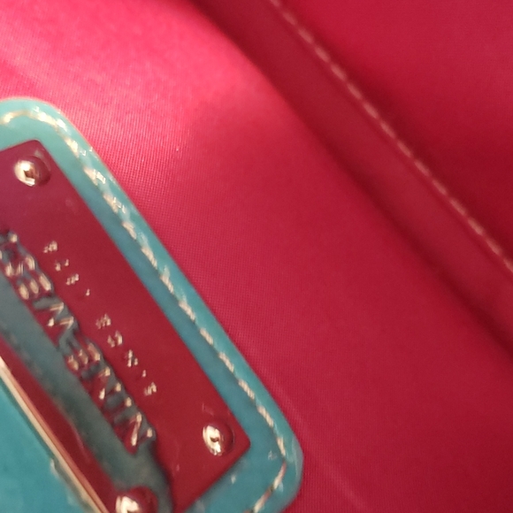 💙Nine West Clutch - Picture 9 of 9